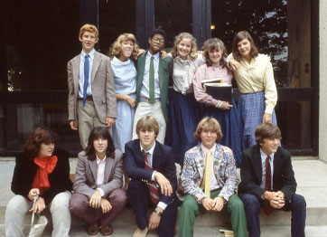 1982 fall student group outside Corbin. Link to Life Stage Gift Planner Ages 45-65 Situations.